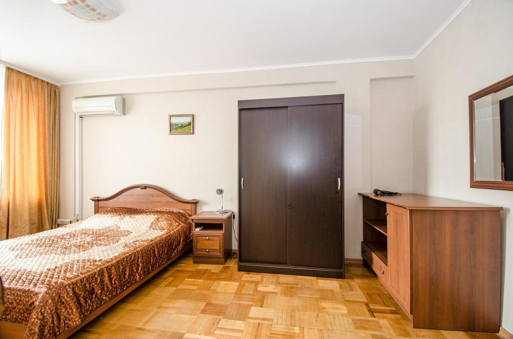 Апартаменти Nice Flats Noviy Arbat Москва Екстер'єр фото